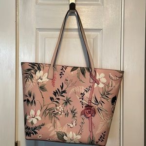 Kate spade floral tote, used a few times